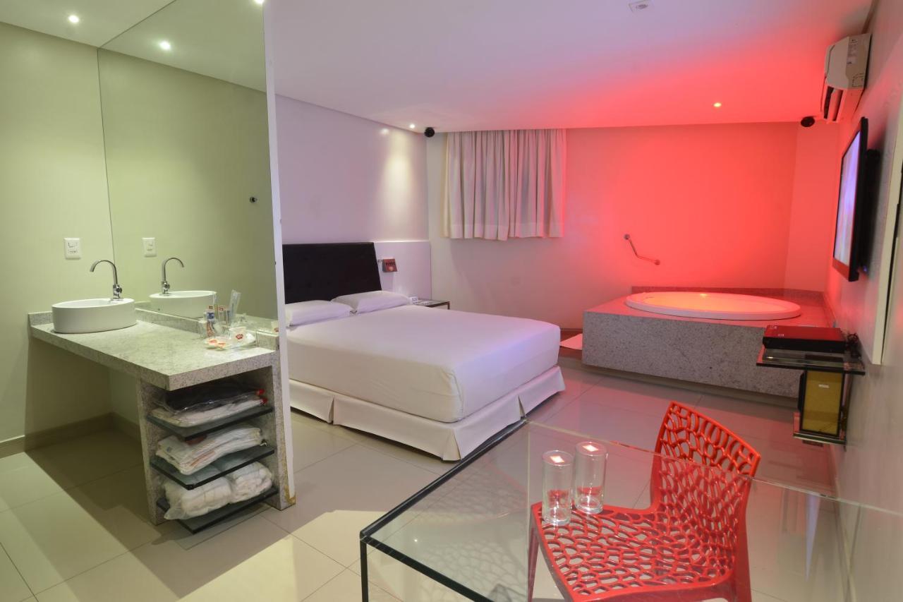 Eros Hotel - Adult Only Recife Bagian luar foto